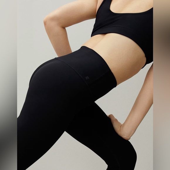 Everlane The Perform High Waisted Black Leggings Size XXS - Picture 7 of 9
